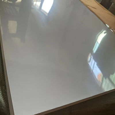 Folha de plástico ABS de espessura customizada para bolhas/térmoformagem/formagem a vácuo/gravação/escultura e certificada ISO9001