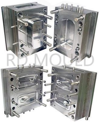 Tamanho personalizado Aço P20 718 Nak80 S316 AISI H13 Moldes de injeção de plástico com 300000-500000 tiros Vida útil do molde