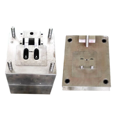 Rongde Mould Custom PP Acessórios de automóveis Fornecedor de moldes de injecção de plástico 33 anos de experiência Produtor de moldes de injecção