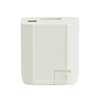 Produtos eletrónicos isolados em branco fosco para dispositivos de alimentação